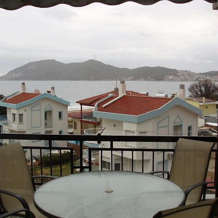 Aegean Seabreeze Apartment Nea Iraklitsa ภายนอก รูปภาพ