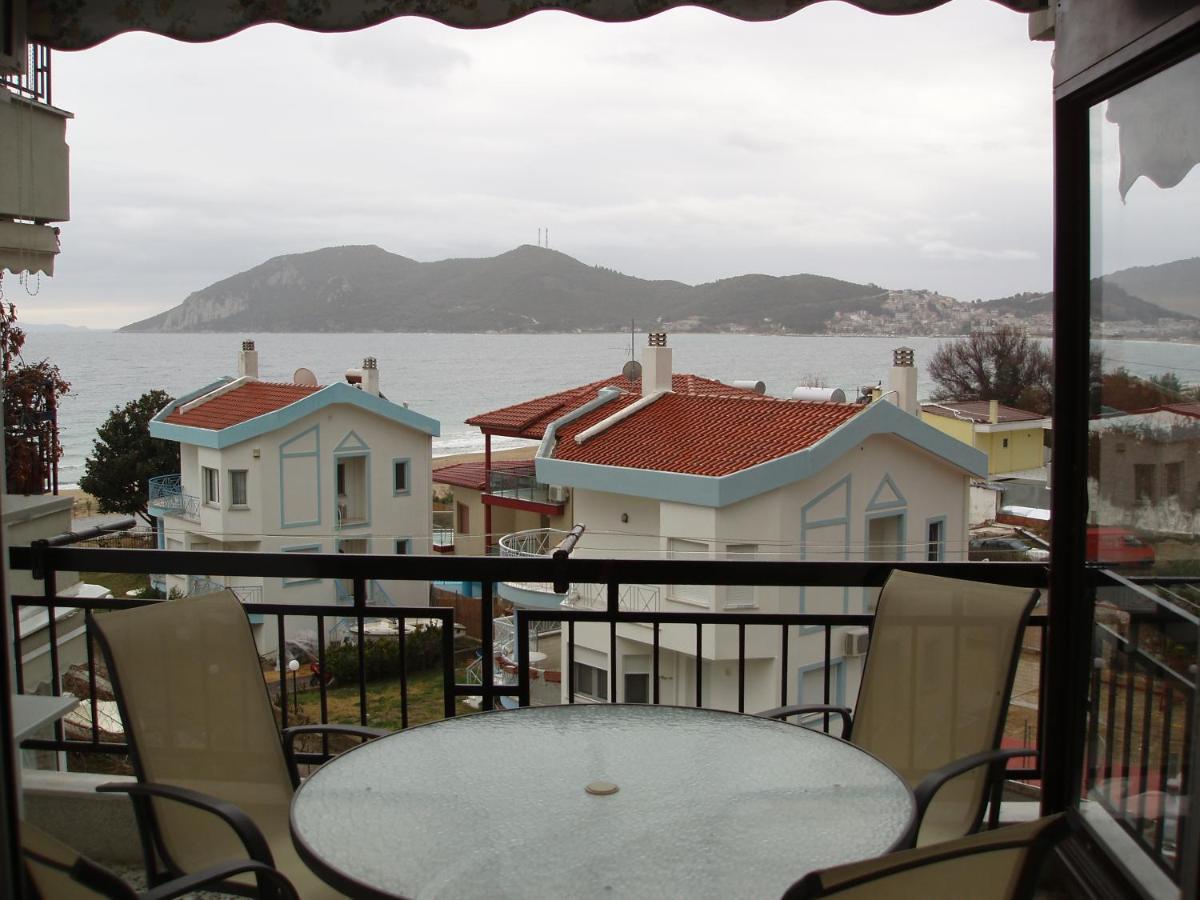 Aegean Seabreeze Apartment Nea Iraklitsa ภายนอก รูปภาพ