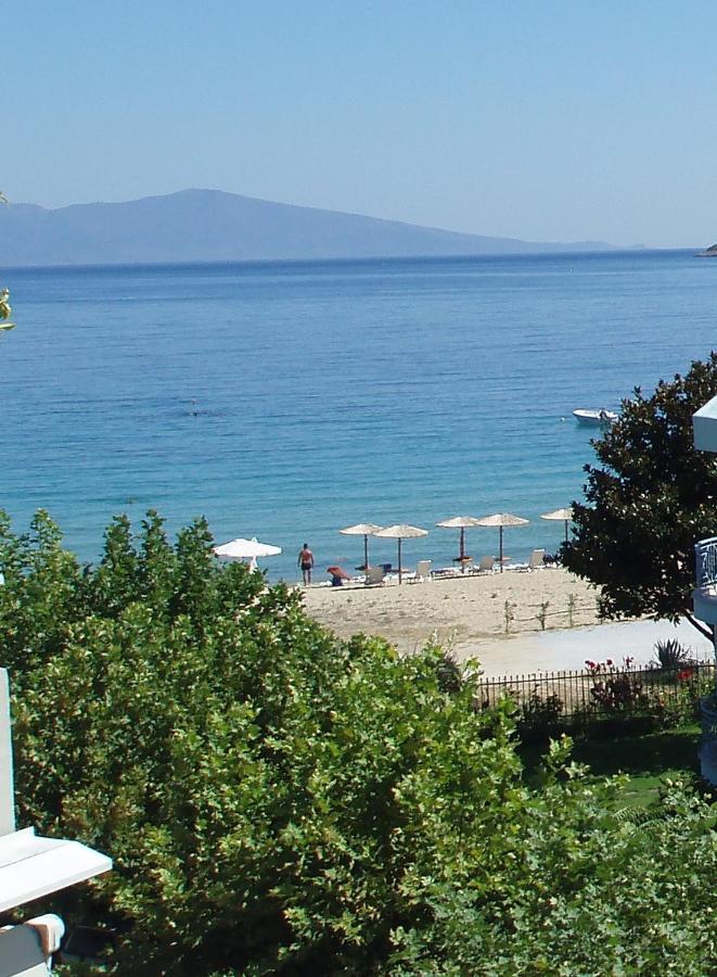 Aegean Seabreeze Apartment Nea Iraklitsa ภายนอก รูปภาพ