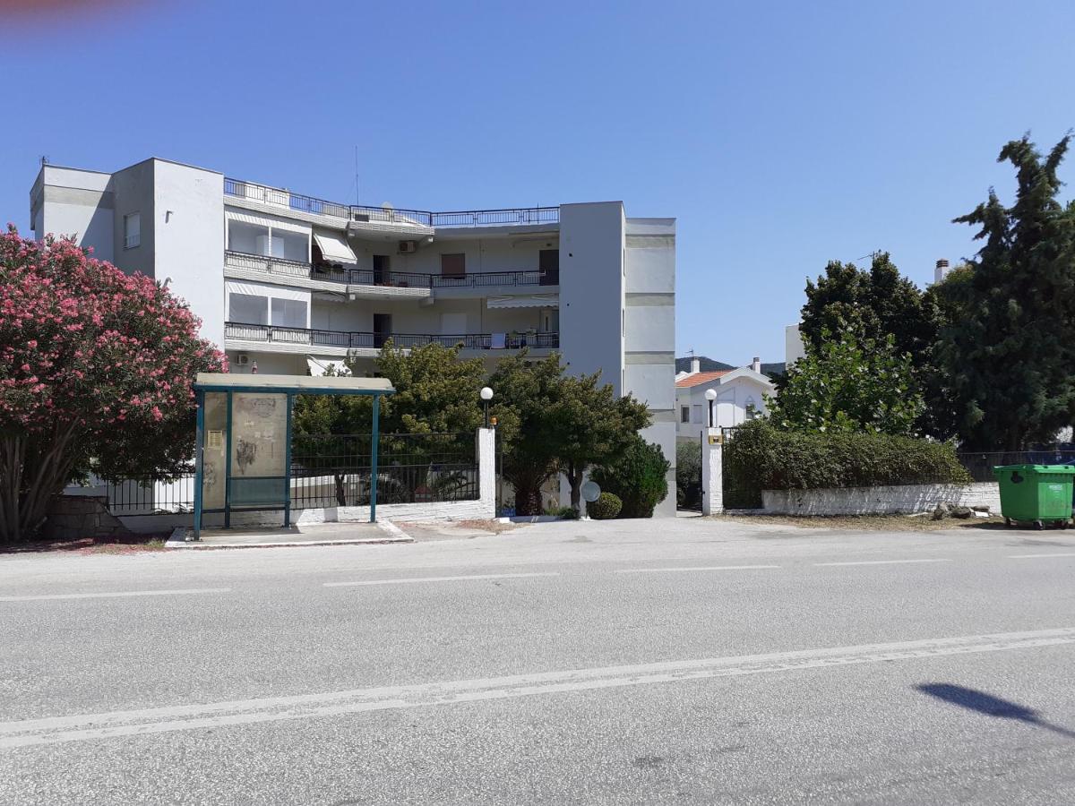 Aegean Seabreeze Apartment Nea Iraklitsa ภายนอก รูปภาพ